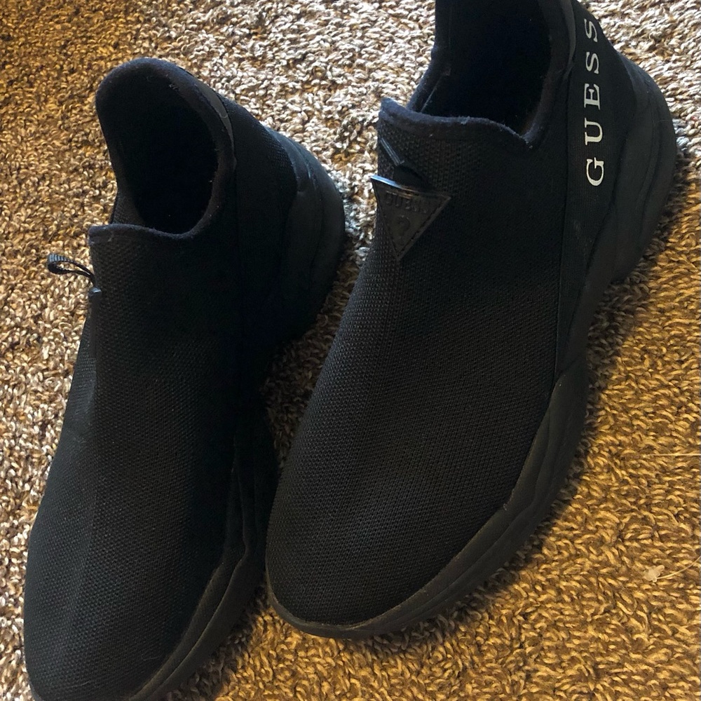New! Guess Slip Ons